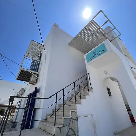 Zinas Hotel 2*