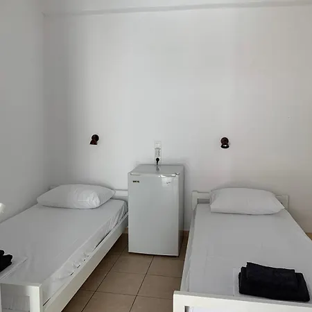 Ξενοδοχείο Zinas