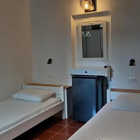 Hotel Zinas 2*